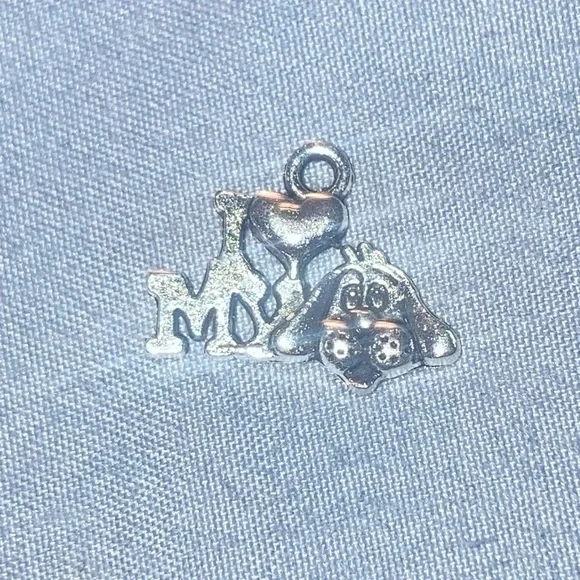 Silver 'I ♥ My Dog' Charm Pendant - Picture 2 of 3